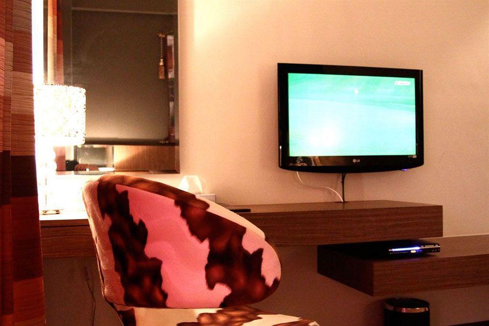 Arenaa Deluxe Hotel Malacca Ngoại thất bức ảnh