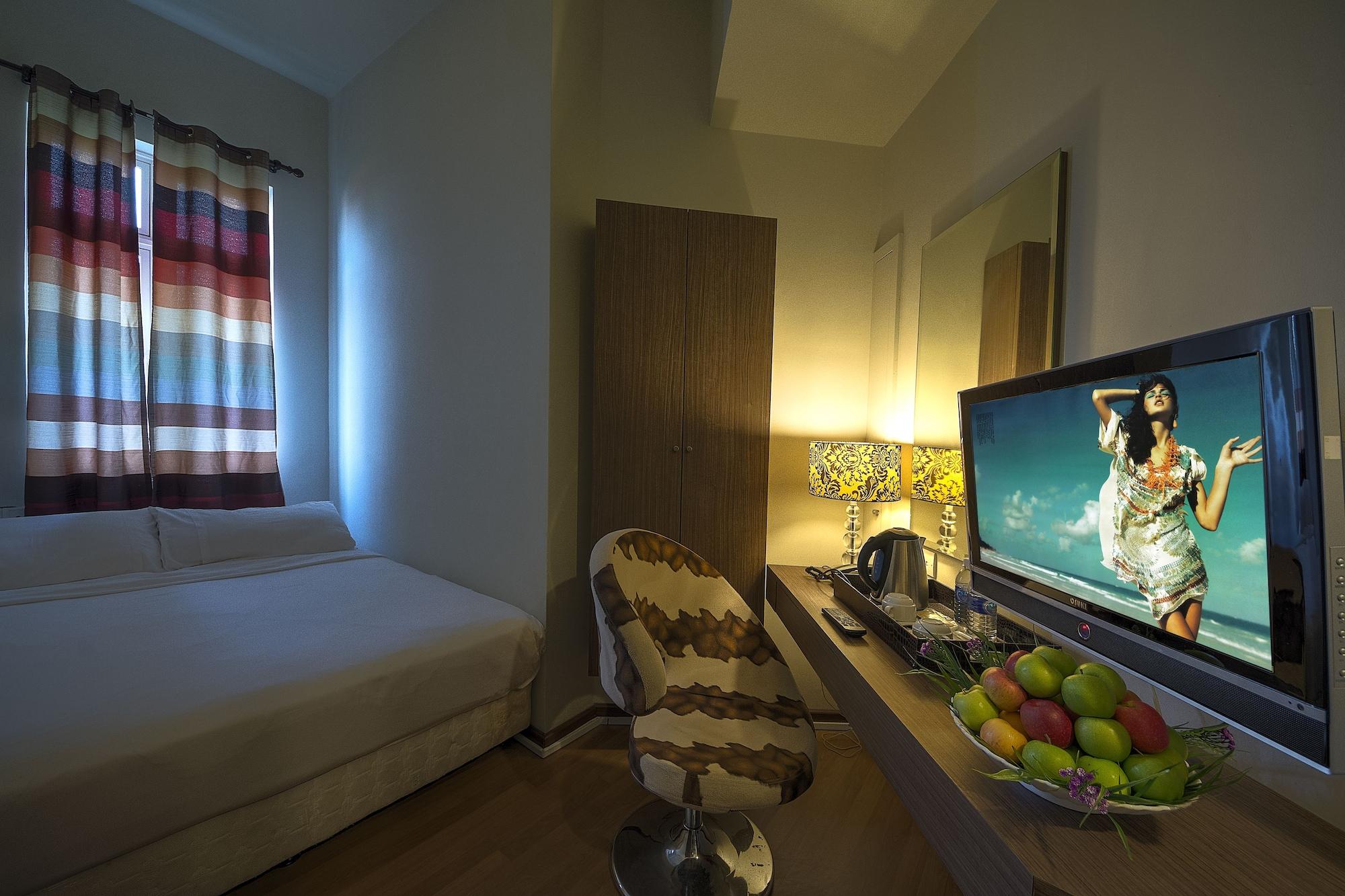Arenaa Deluxe Hotel Malacca Ngoại thất bức ảnh