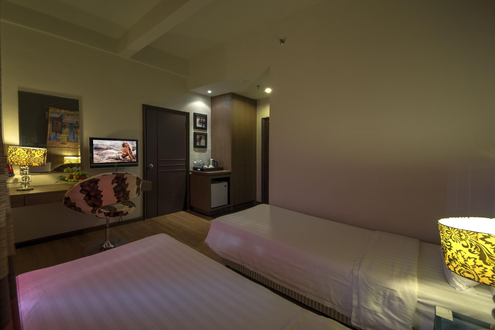 Arenaa Deluxe Hotel Malacca Ngoại thất bức ảnh