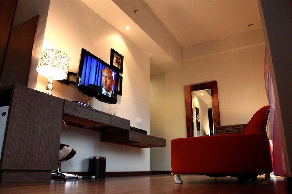 Arenaa Deluxe Hotel Malacca Ngoại thất bức ảnh
